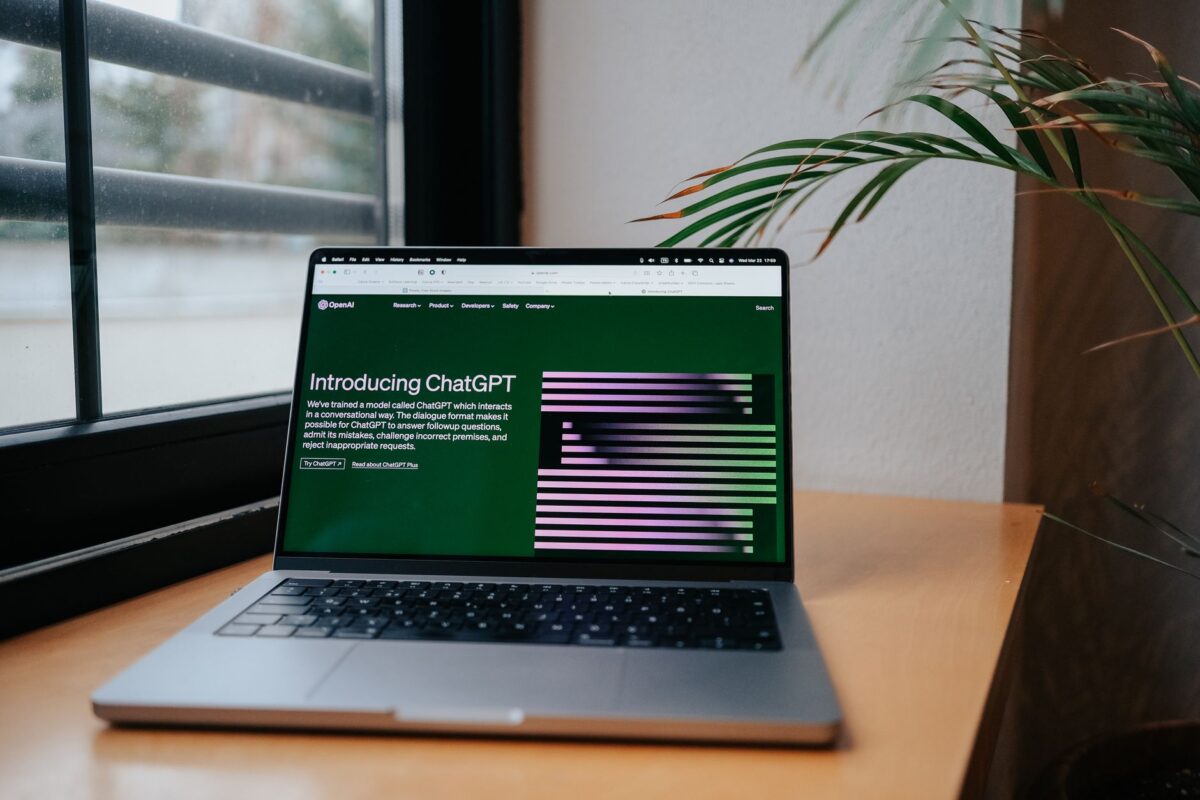 chatgpt répond anglais cas usage profil